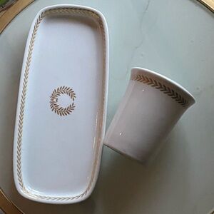 Porcelain German vanity tray and toothbrush holder